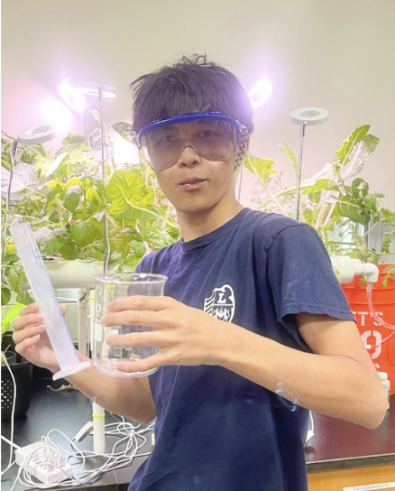 RILEY LANTIN '25 PRACTICES proper lab safety
